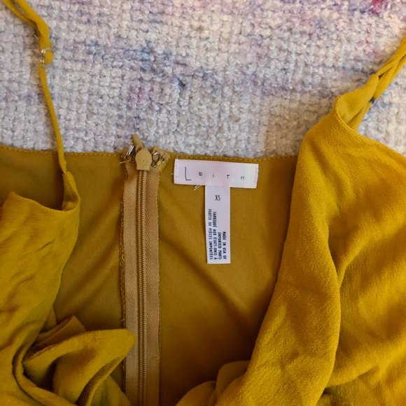 Leith Top Tie Mustard Flowy Midi Dress - Picture 4 of 5